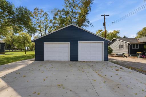 402 Emerson Avenue N, Raymond, MN 56282