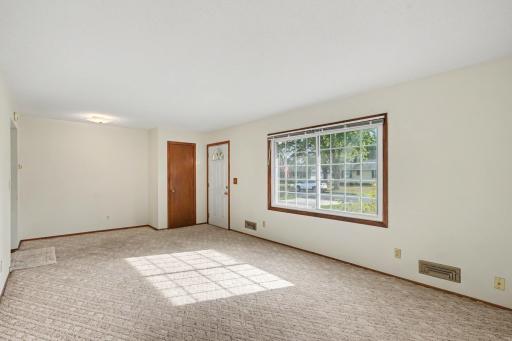 14669 Danbury Avenue W, Rosemount, MN 55068