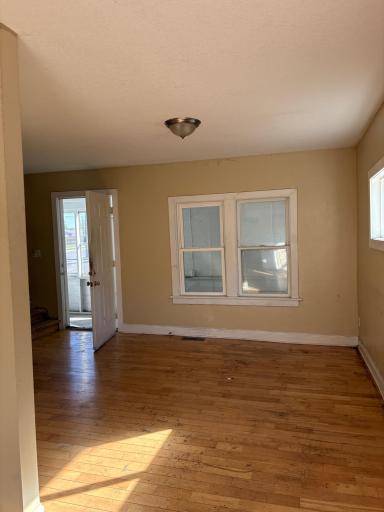 565 Hatch Avenue, Saint Paul, MN 55117