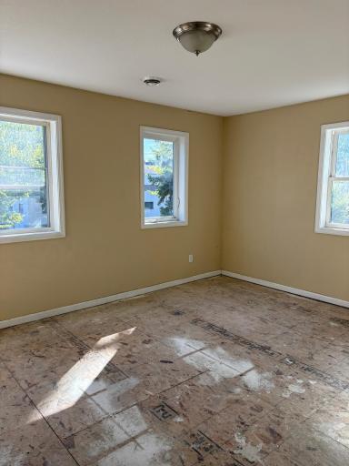 565 Hatch Avenue, Saint Paul, MN 55117