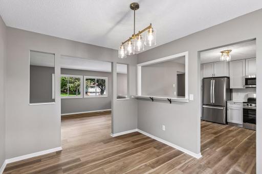 963 Marnie Street S, Maplewood, MN 55119