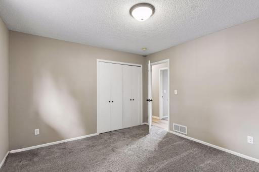 963 Marnie Street S, Maplewood, MN 55119