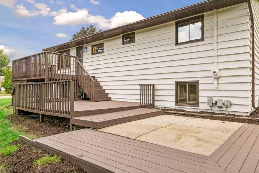 963 Marnie Street S, Maplewood, MN 55119