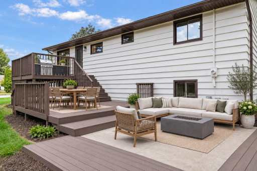 963 Marnie Street S, Maplewood, MN 55119