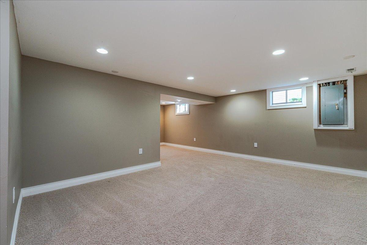 Game Room (4).jpg