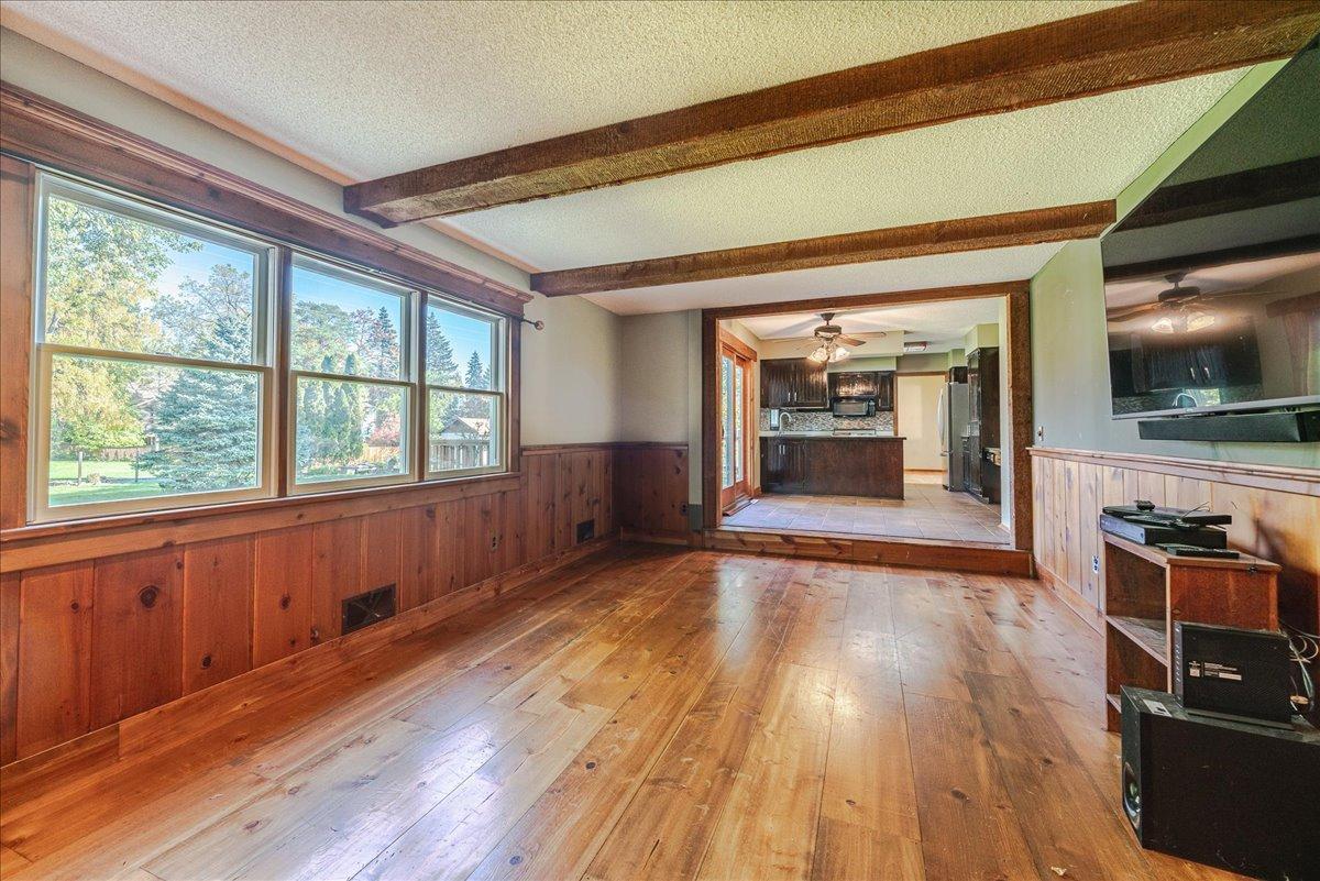 Family Room (2).jpg