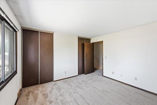 2325 Hampshire Avenue S, Saint Louis Park, MN 55426