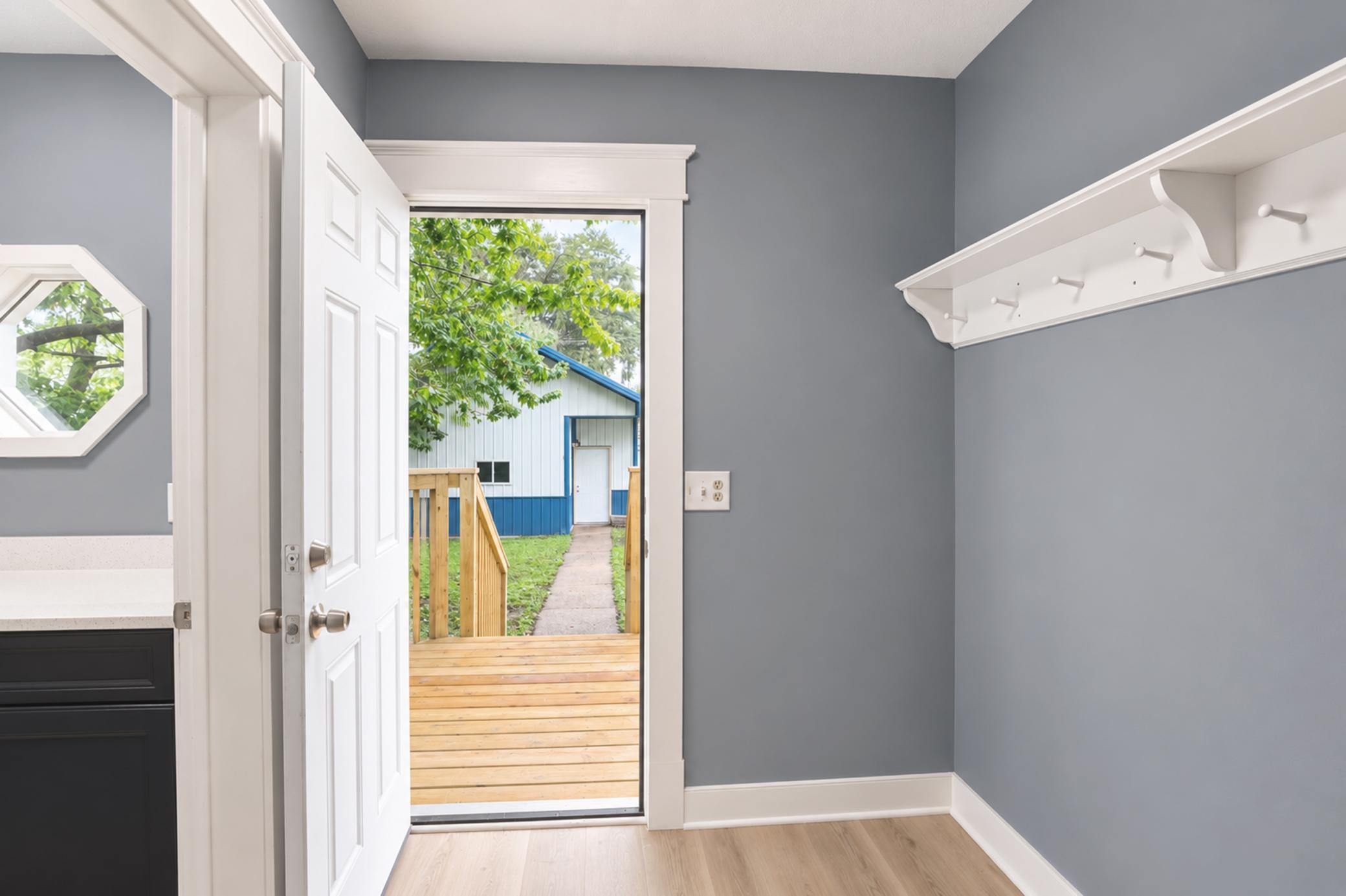 mudroom.jpg