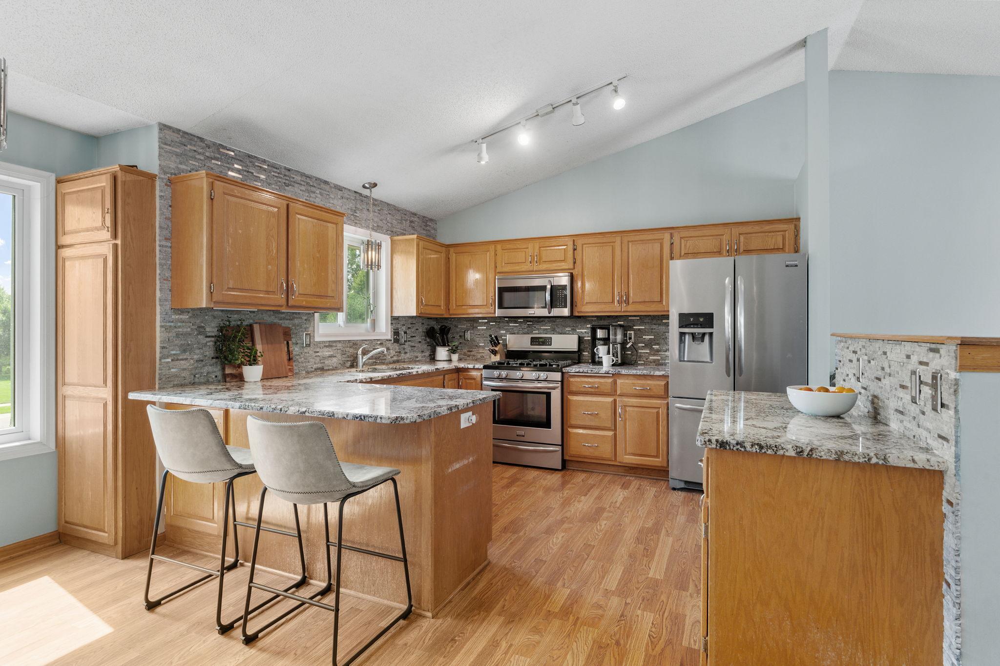 Open kitchen work space at every turn