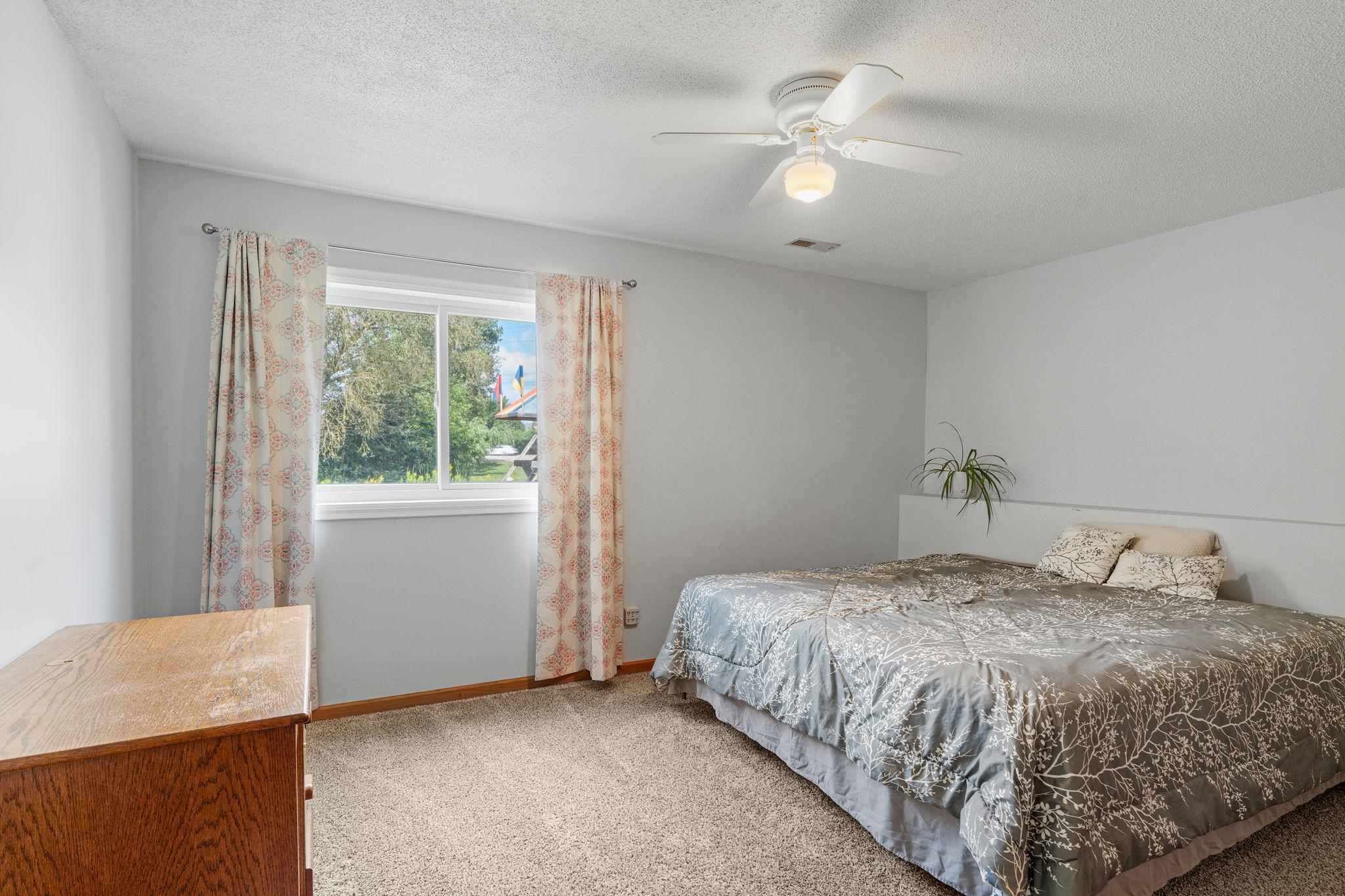 4 bedroom in lower