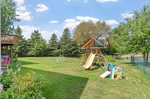 18566 96th Place N, Maple Grove, MN 55311