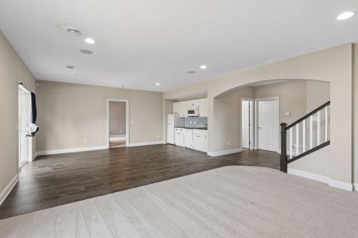 9080 Princeton Circle, Woodbury, MN 55125