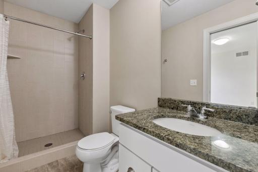 9080 Princeton Circle, Woodbury, MN 55125