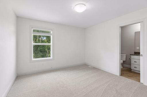 9080 Princeton Circle, Woodbury, MN 55125