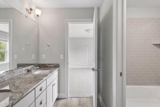 9080 Princeton Circle, Woodbury, MN 55125