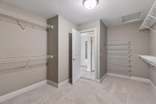 9080 Princeton Circle, Woodbury, MN 55125
