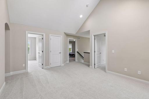 9080 Princeton Circle, Woodbury, MN 55125