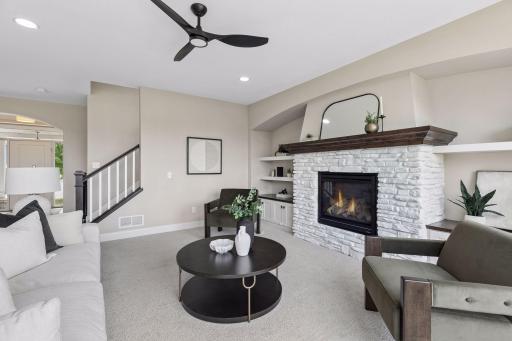 9080 Princeton Circle, Woodbury, MN 55125