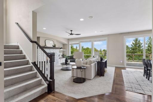 9080 Princeton Circle, Woodbury, MN 55125