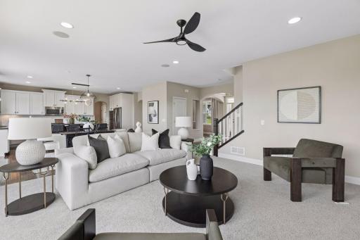 9080 Princeton Circle, Woodbury, MN 55125
