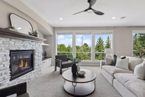 9080 Princeton Circle, Woodbury, MN 55125