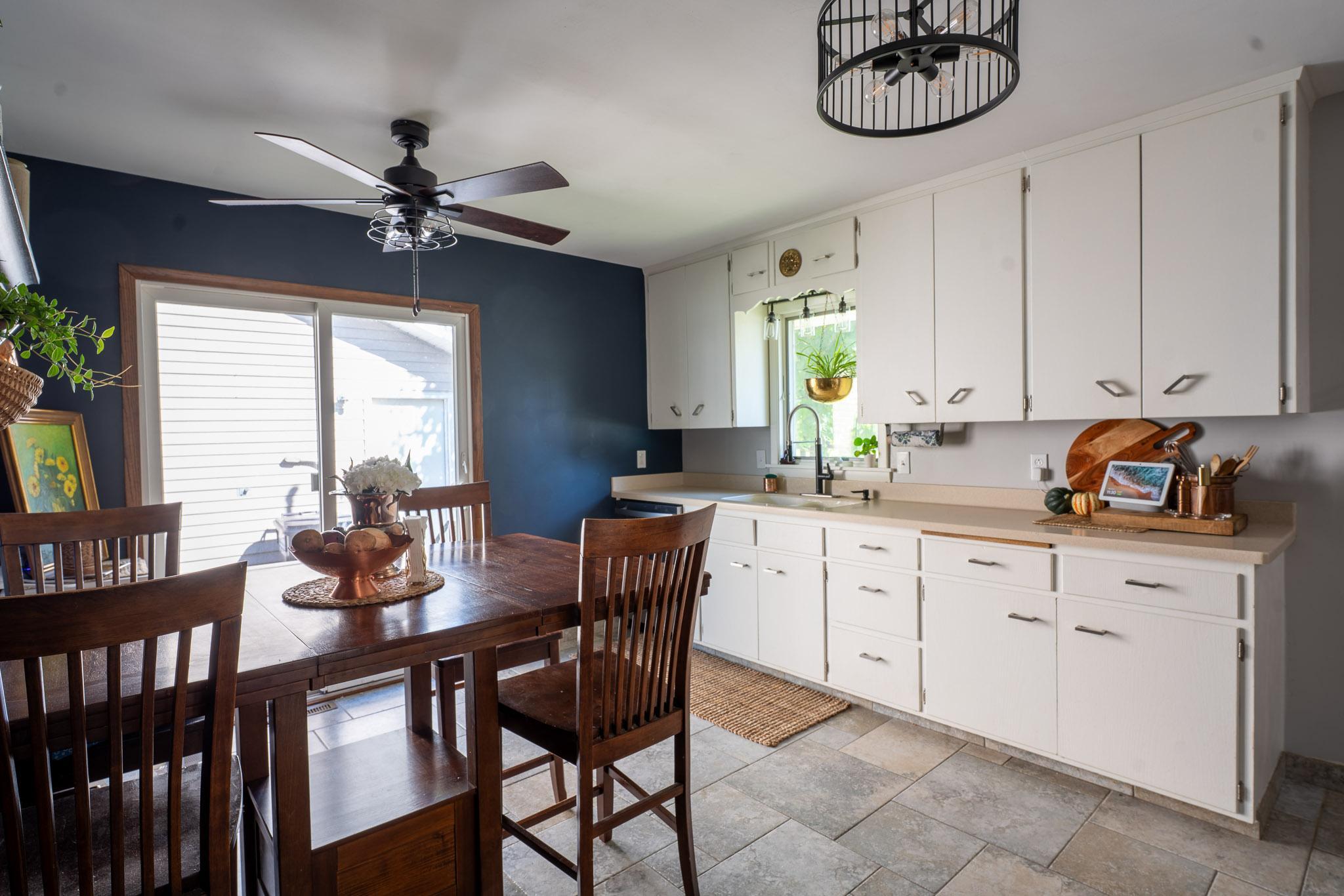 07_Kitchen.jpg
