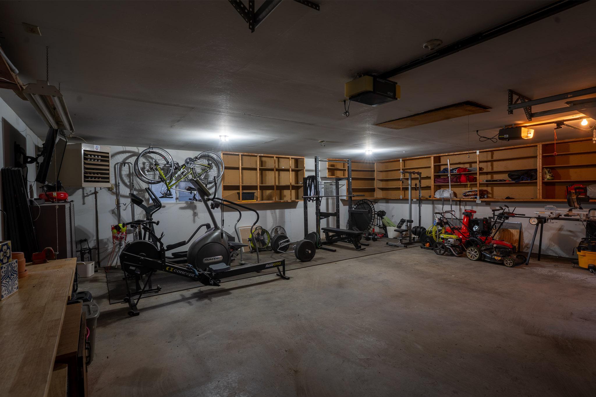 19_Garage.jpg