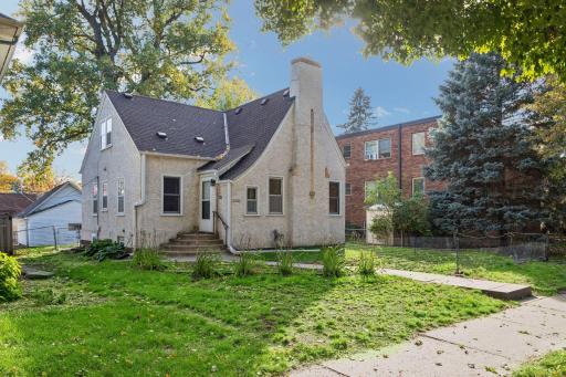 2036 Iglehart Avenue, Saint Paul, MN 55104