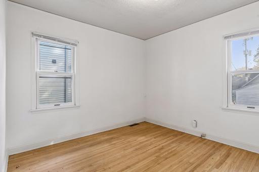 2036 Iglehart Avenue, Saint Paul, MN 55104