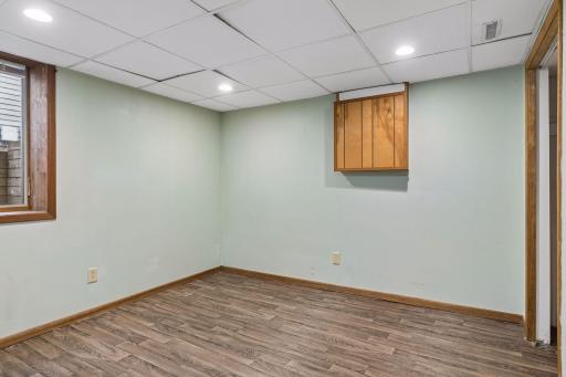 2036 Iglehart Avenue, Saint Paul, MN 55104