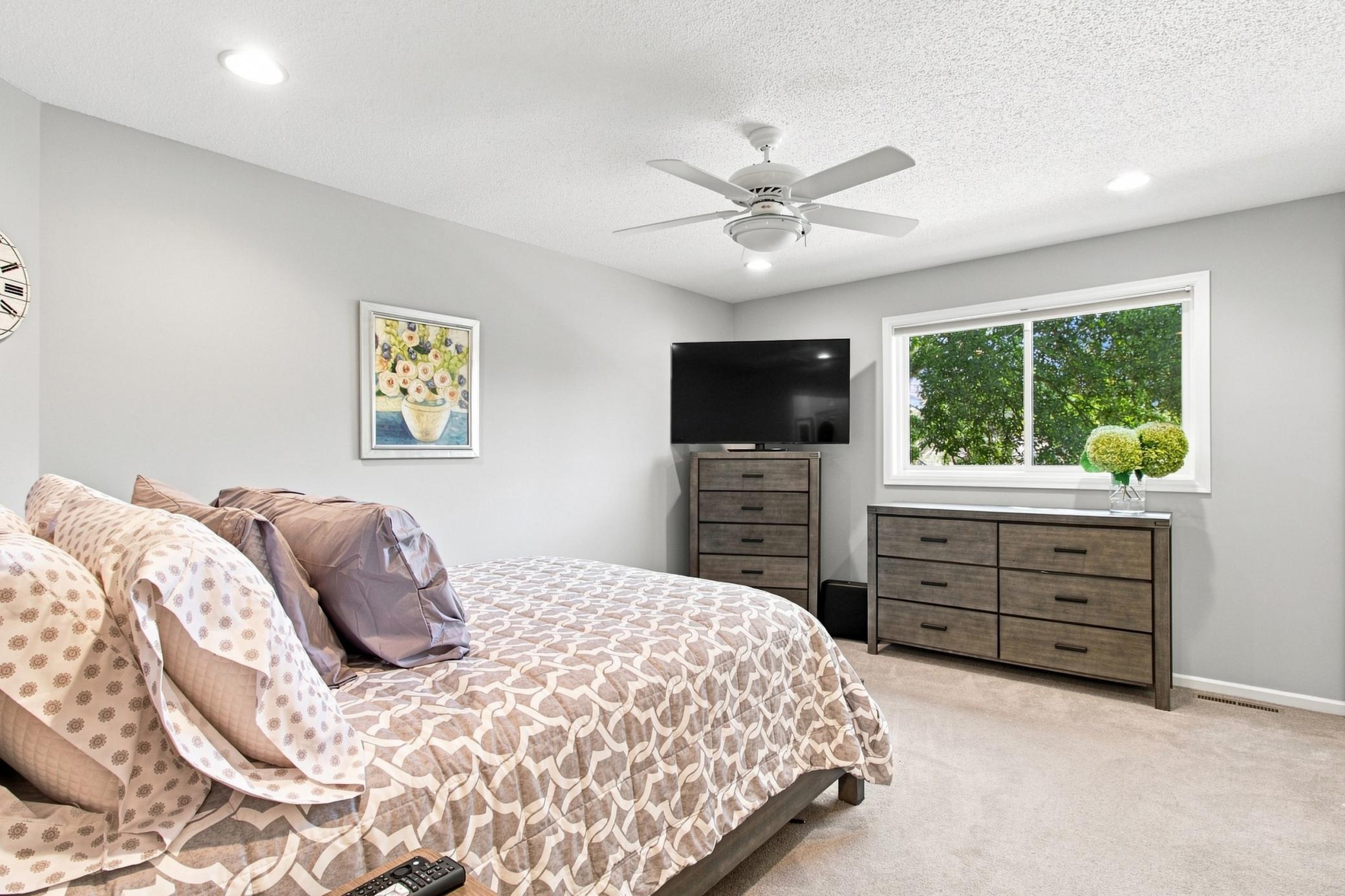 6287 Sequoia Circle, Eden Prairie