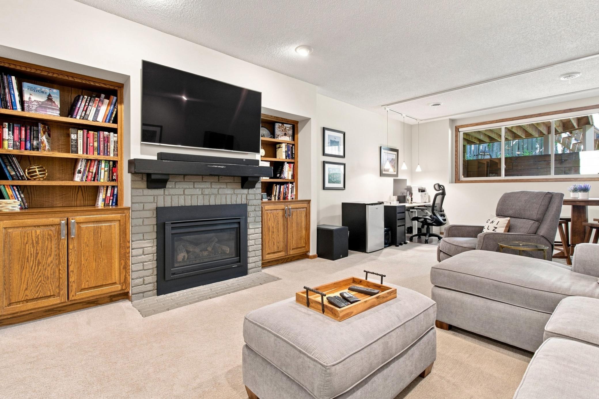 6287 Sequoia Circle, Eden Prairie