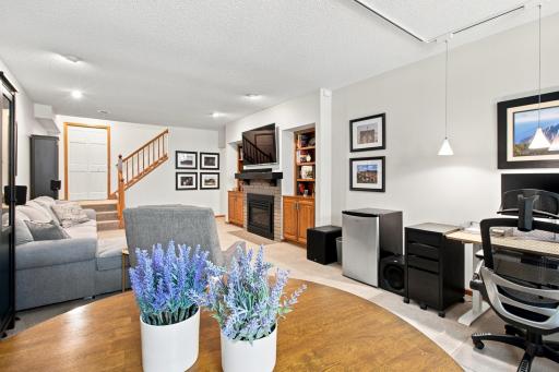 6287 Sequoia Circle, Eden Prairie, MN 55346