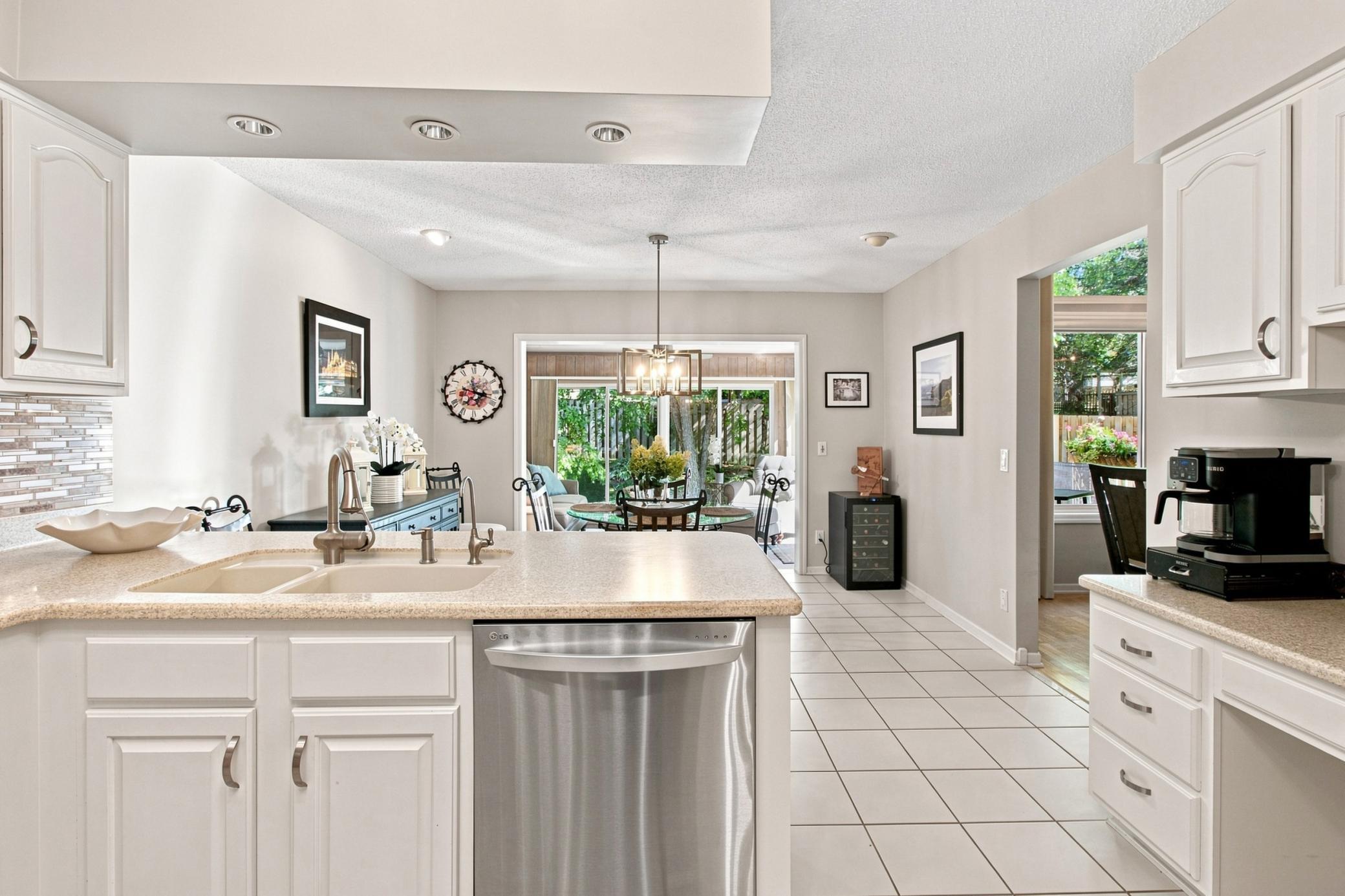 6287 Sequoia Circle, Eden Prairie