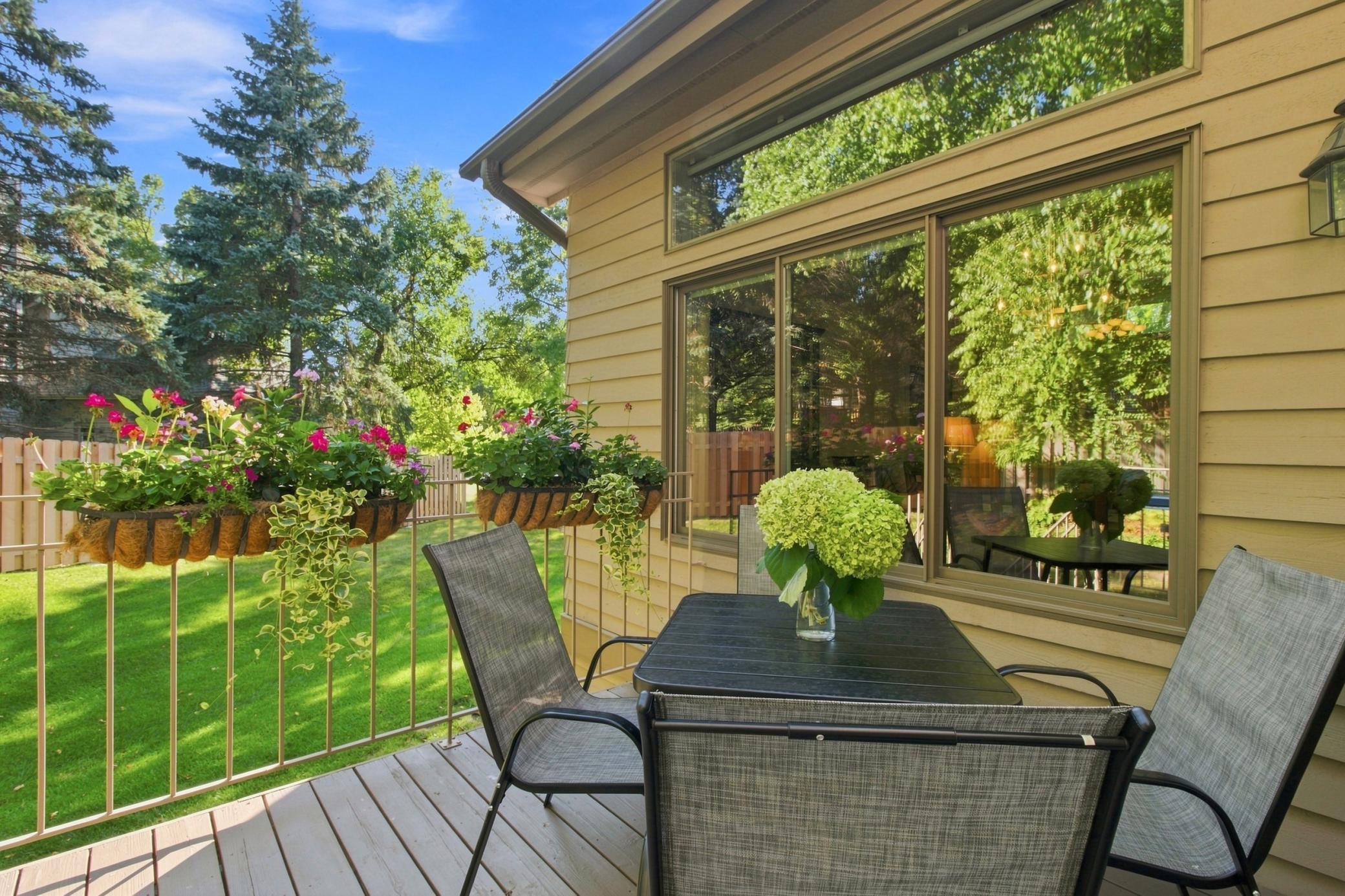 6287 Sequoia Circle, Eden Prairie