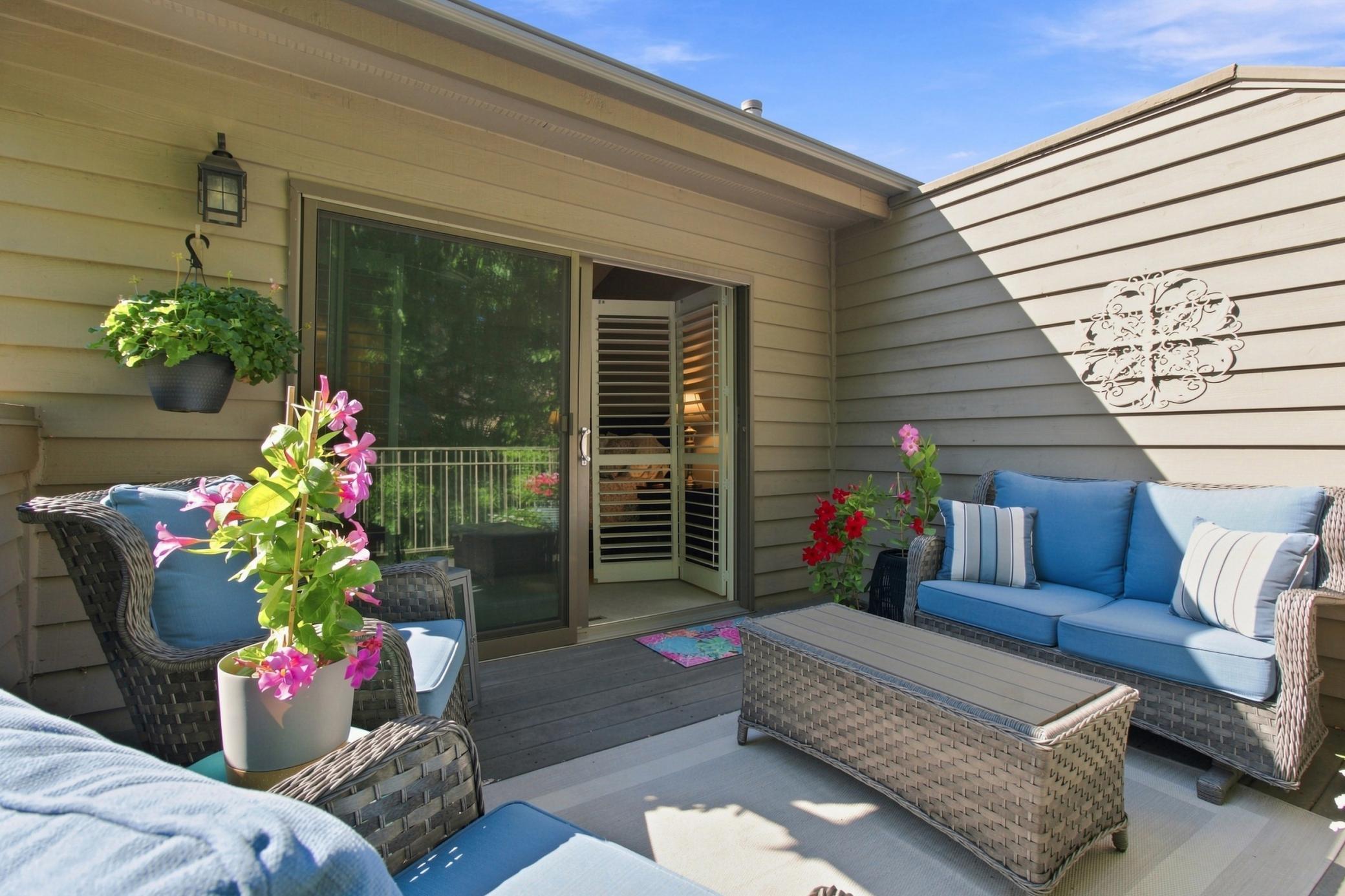 6287 Sequoia Circle, Eden Prairie