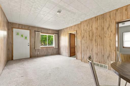 1240 Robin Lane SE, Rochester, MN 55904