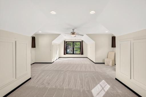 5060 Edgewater Drive, Mound, MN 55364