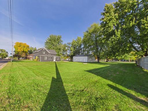 418 1st Avenue SW, Melrose, MN 56352