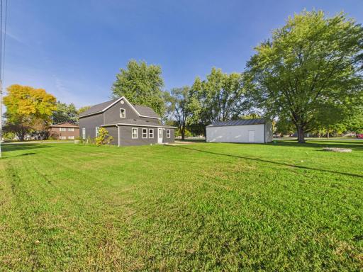 418 1st Avenue SW, Melrose, MN 56352