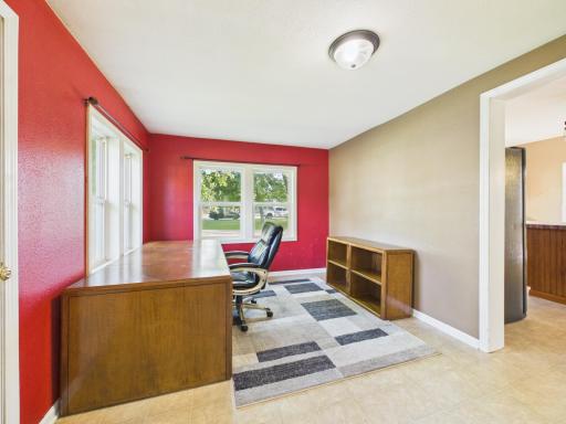 418 1st Avenue SW, Melrose, MN 56352