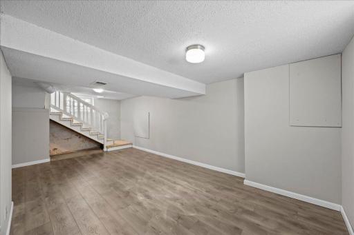 2908 32nd Avenue S, Minneapolis, MN 55406