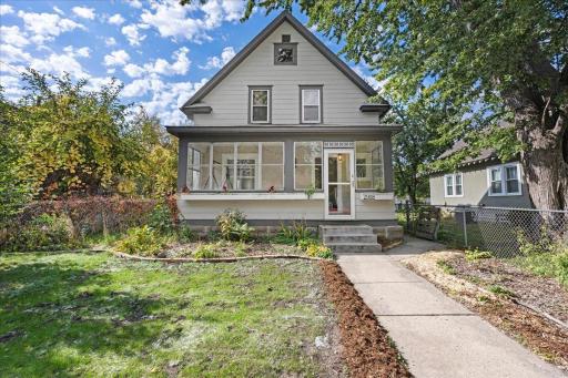 2908 32nd Avenue S, Minneapolis, MN 55406