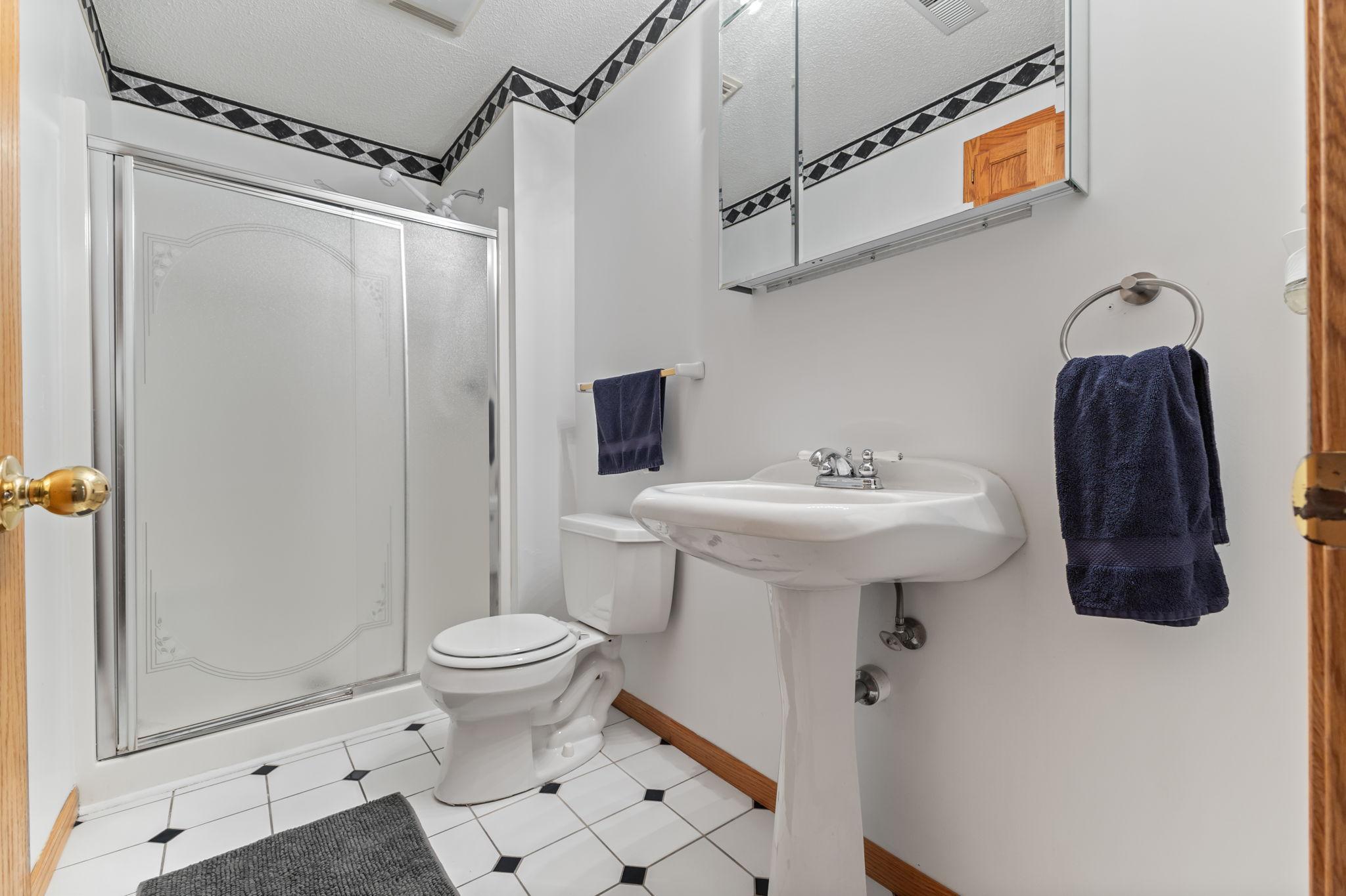 Vivid Spaces_205 Carissa Ln SW,_028.jpg