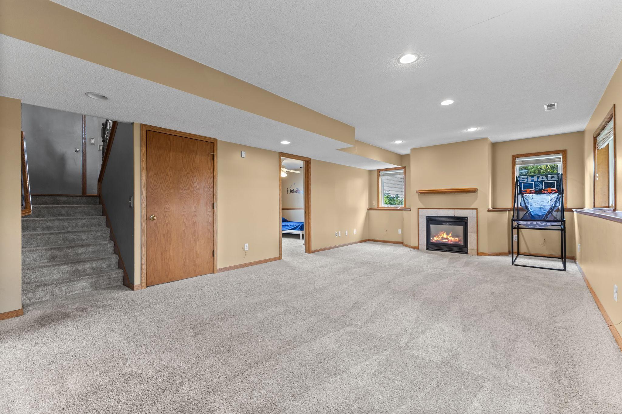 Vivid Spaces_205 Carissa Ln SW,_024.jpg