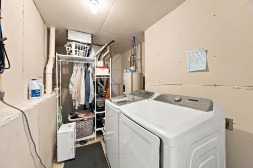 2136 Allison Lane W, West Fargo, ND 58078