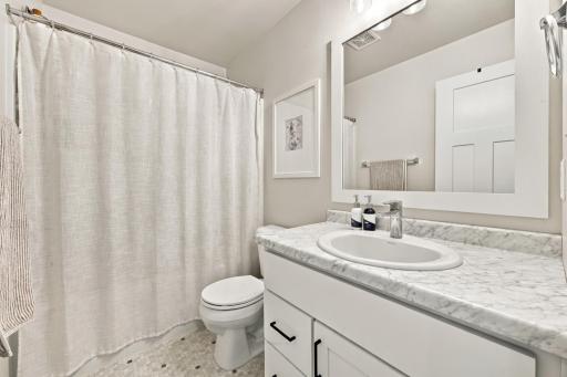 2136 Allison Lane W, West Fargo, ND 58078