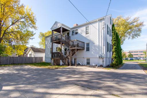 808 11th Street N, Moorhead, MN 56560