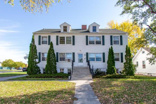 808 11th Street N, Moorhead, MN 56560