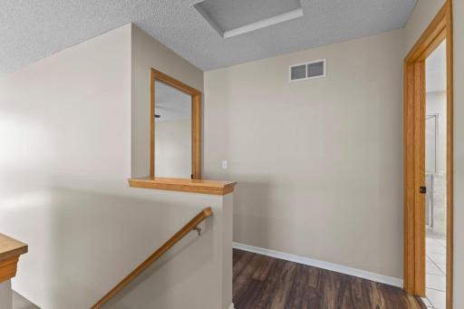 7756 Buttercup Court, Chanhassen, MN 55317